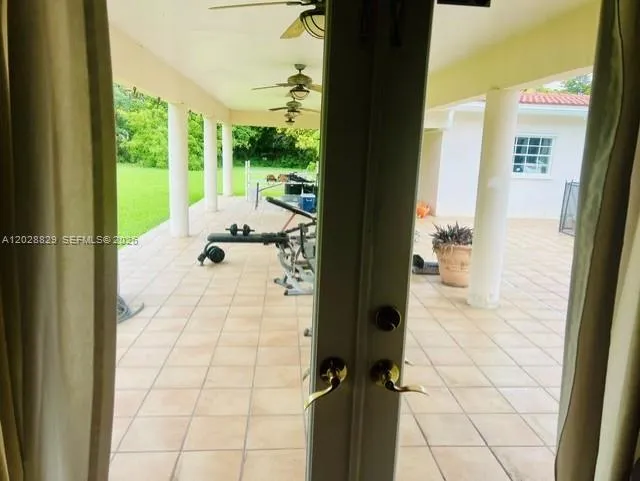 Property photo 31