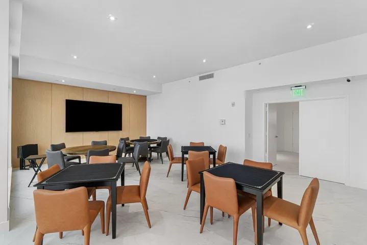 CARD ROOM