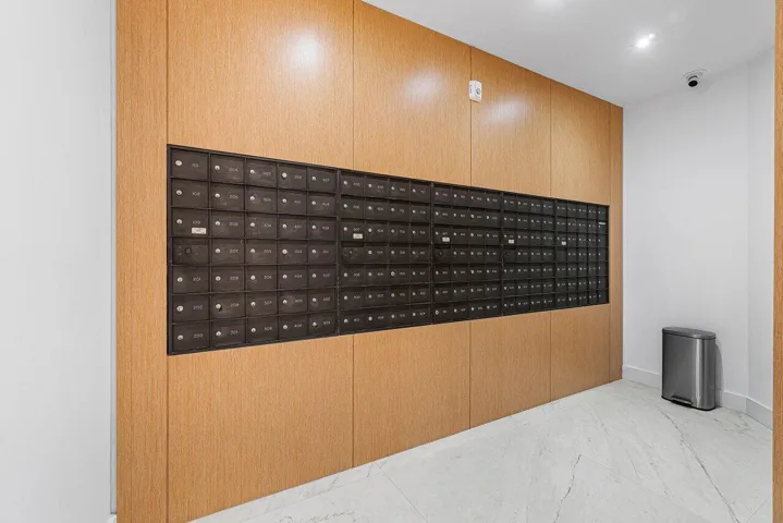 MAIL AREA