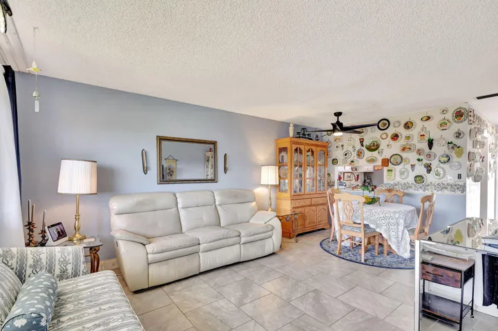 Living Room 4