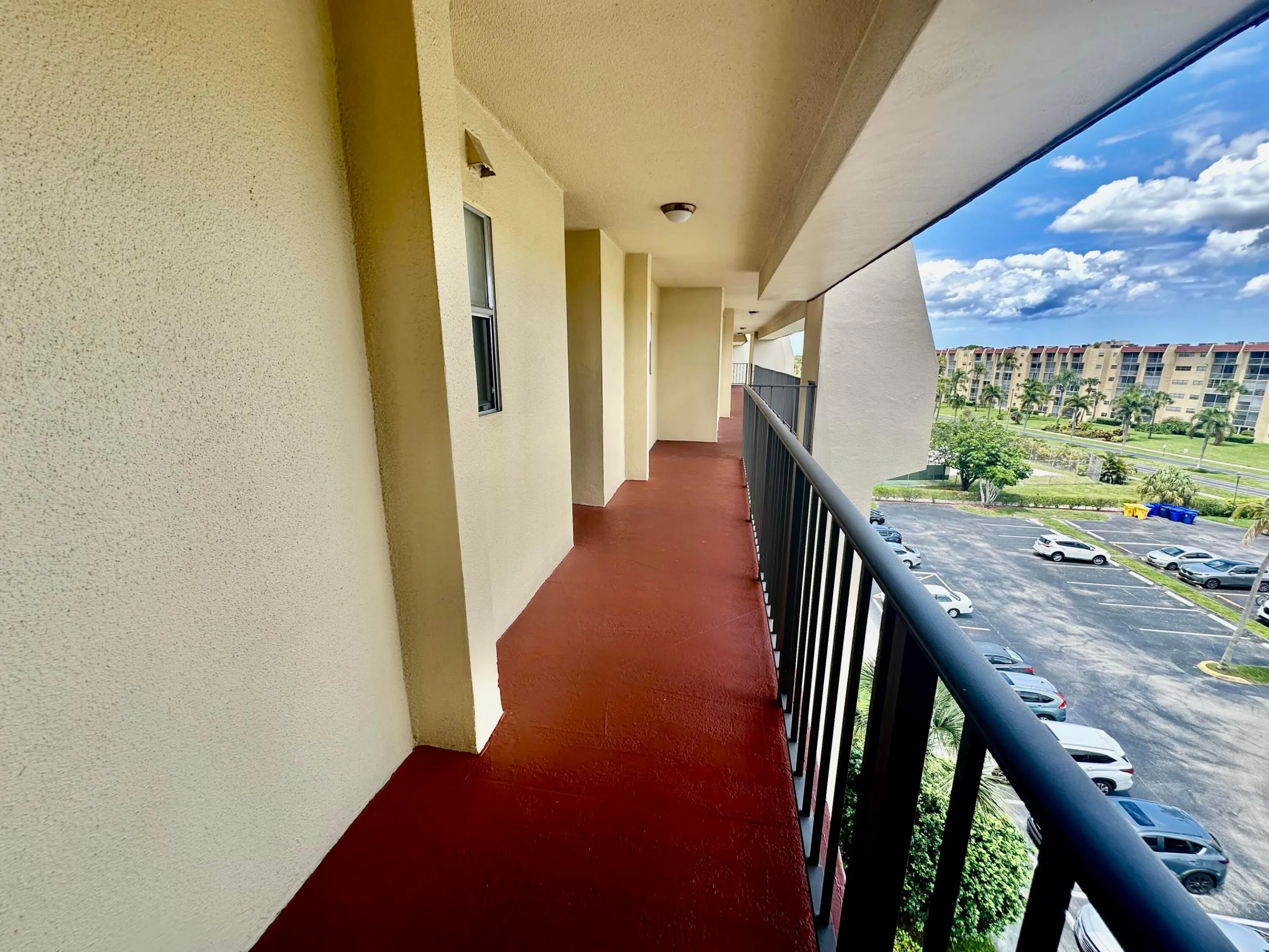 Walkway from elevator