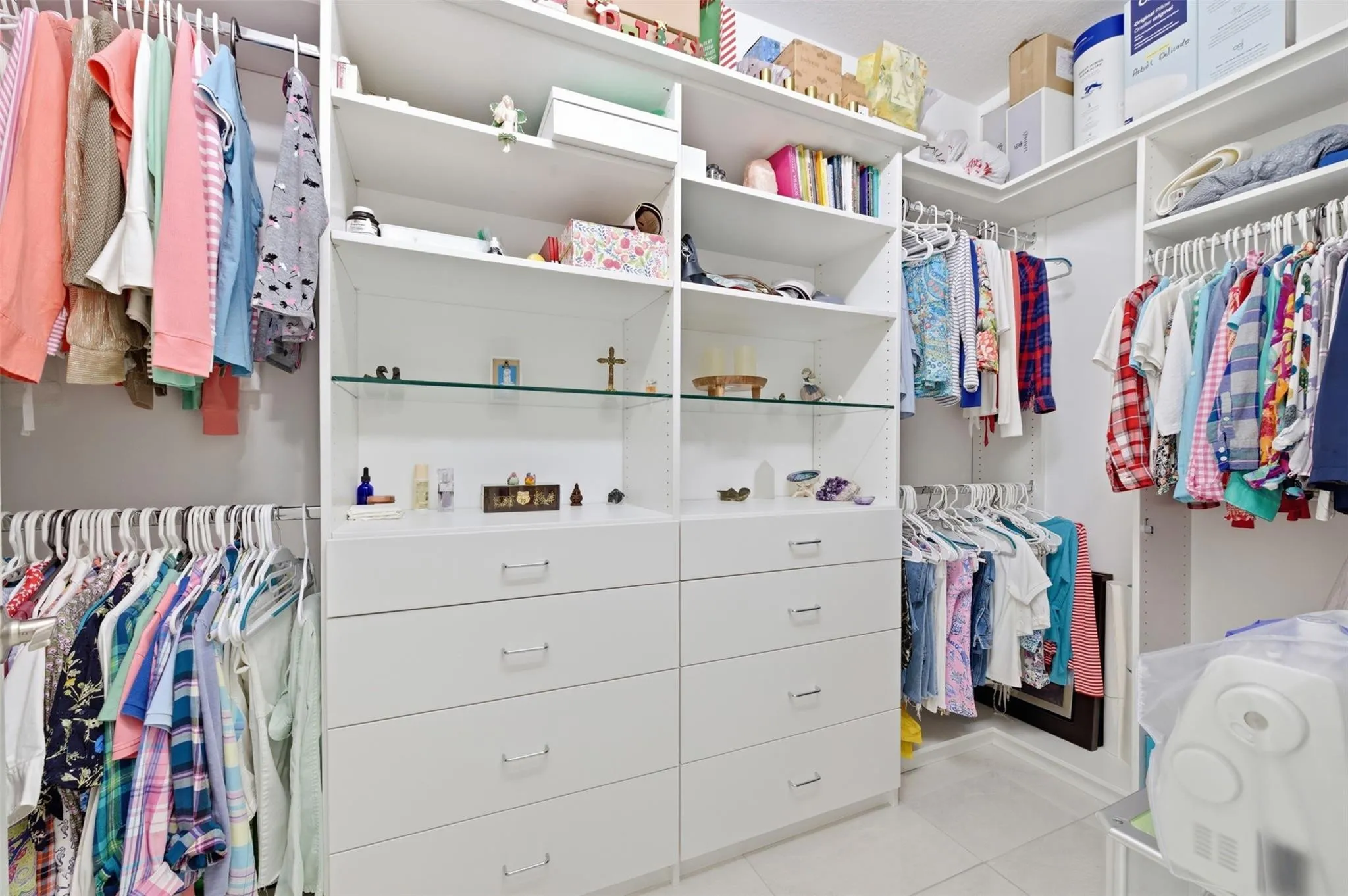 Custom closet