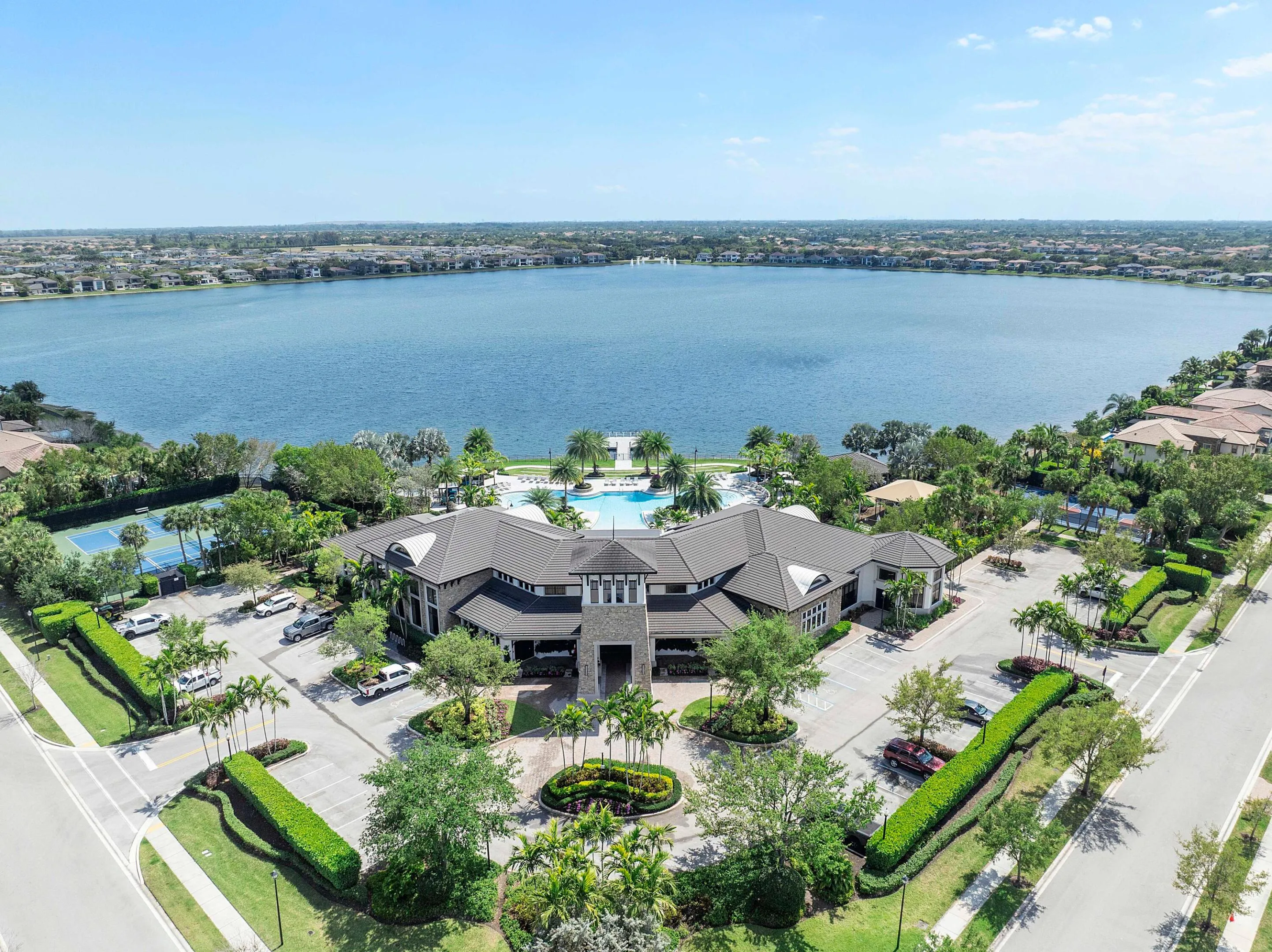 11425 Watercrest Cir E _004
