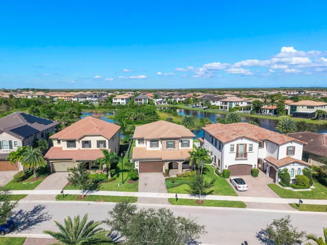 11425 East Watercrest Cir_004
