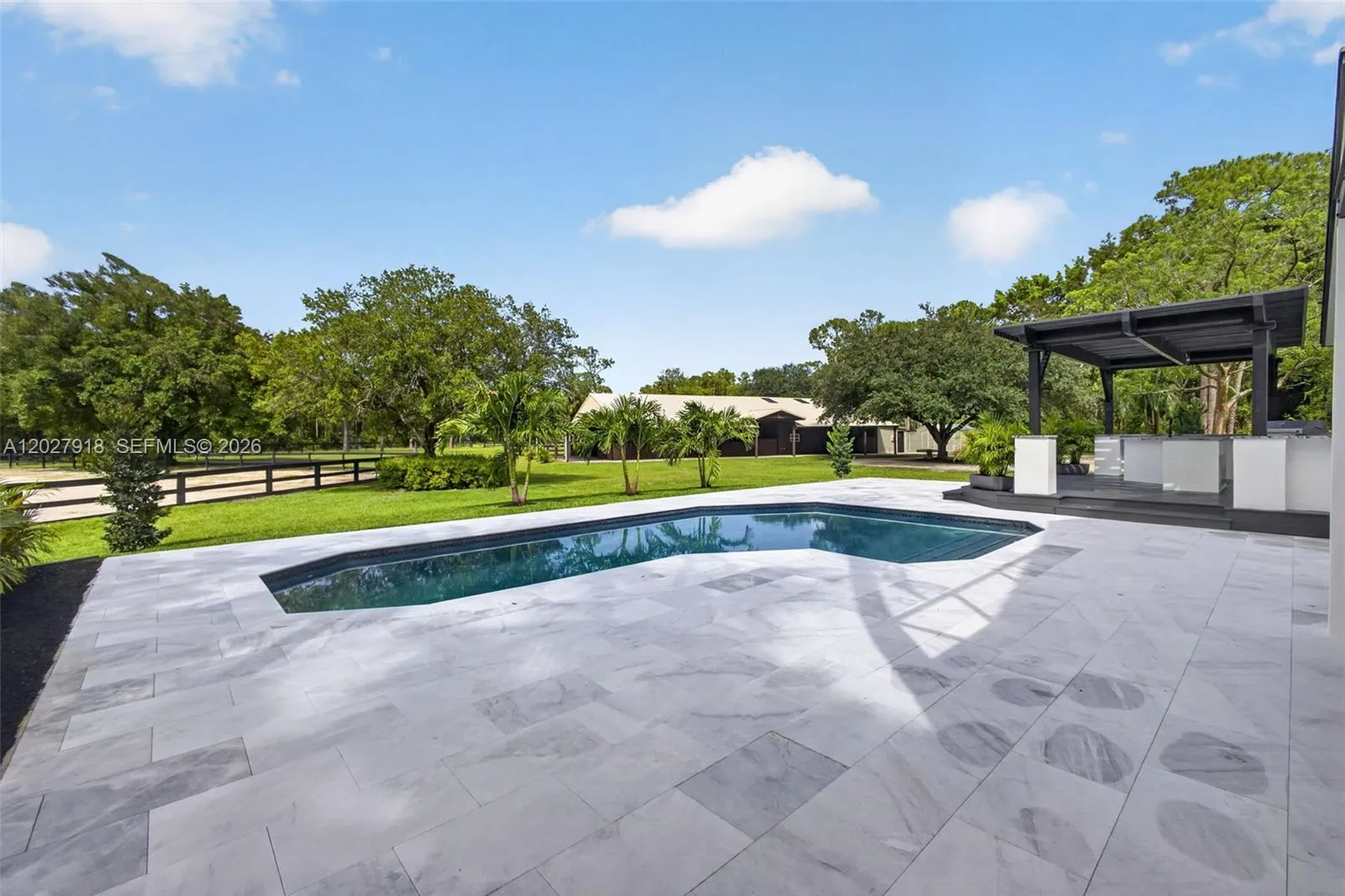 Property photo 95