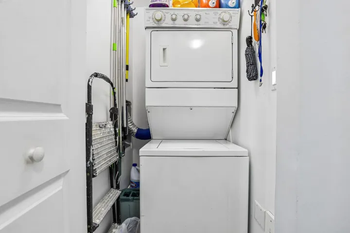 Laundry in unit
