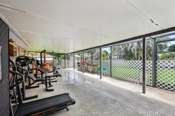 3-web-or-mls-SW Mercer St-S3105-041