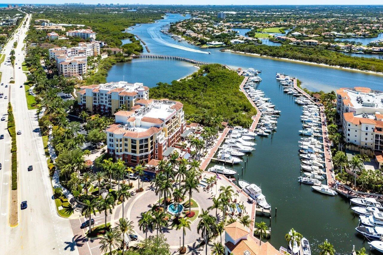 043-500SouthUSHighway1-202-Jupiter-FL-33