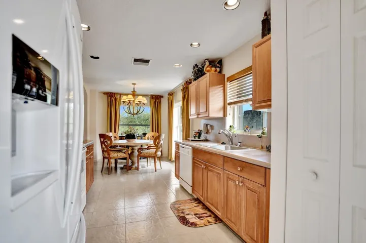 12434 Crystal Pointe - 38
