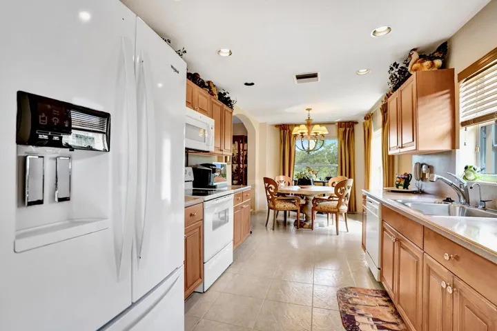 12434 Crystal Pointe - 37