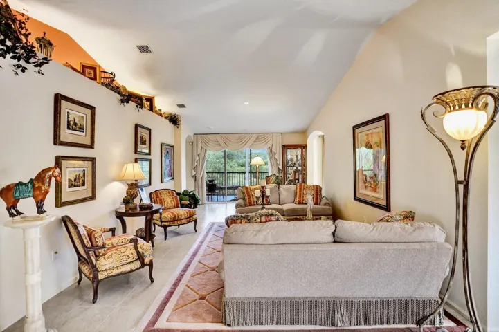 12434 Crystal Pointe - 22
