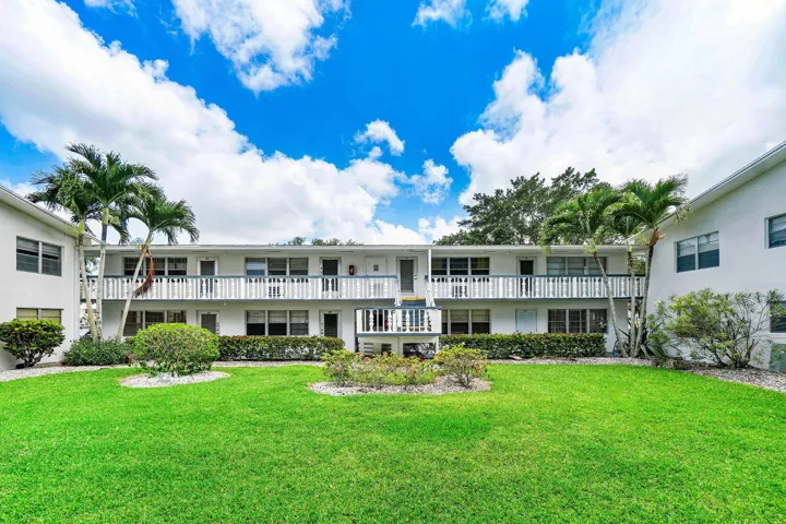 002-57CanterburyC-WestPalmBeach-FL-33417