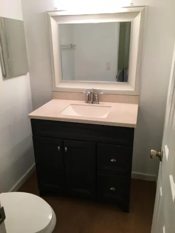 Half Bath 1st Flr