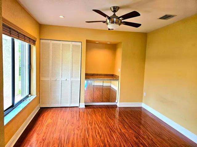3rd Bedroom / Flex Room
