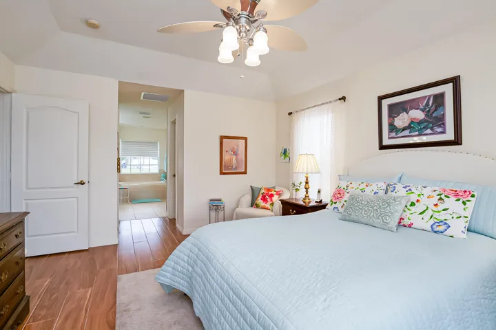 1601 SW Realty ST
