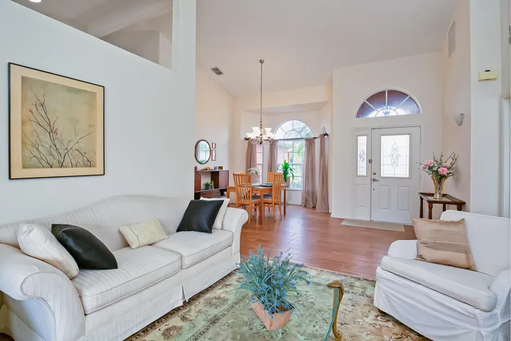 1601 SW Realty ST