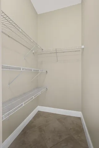 2nd Bedroom Closet