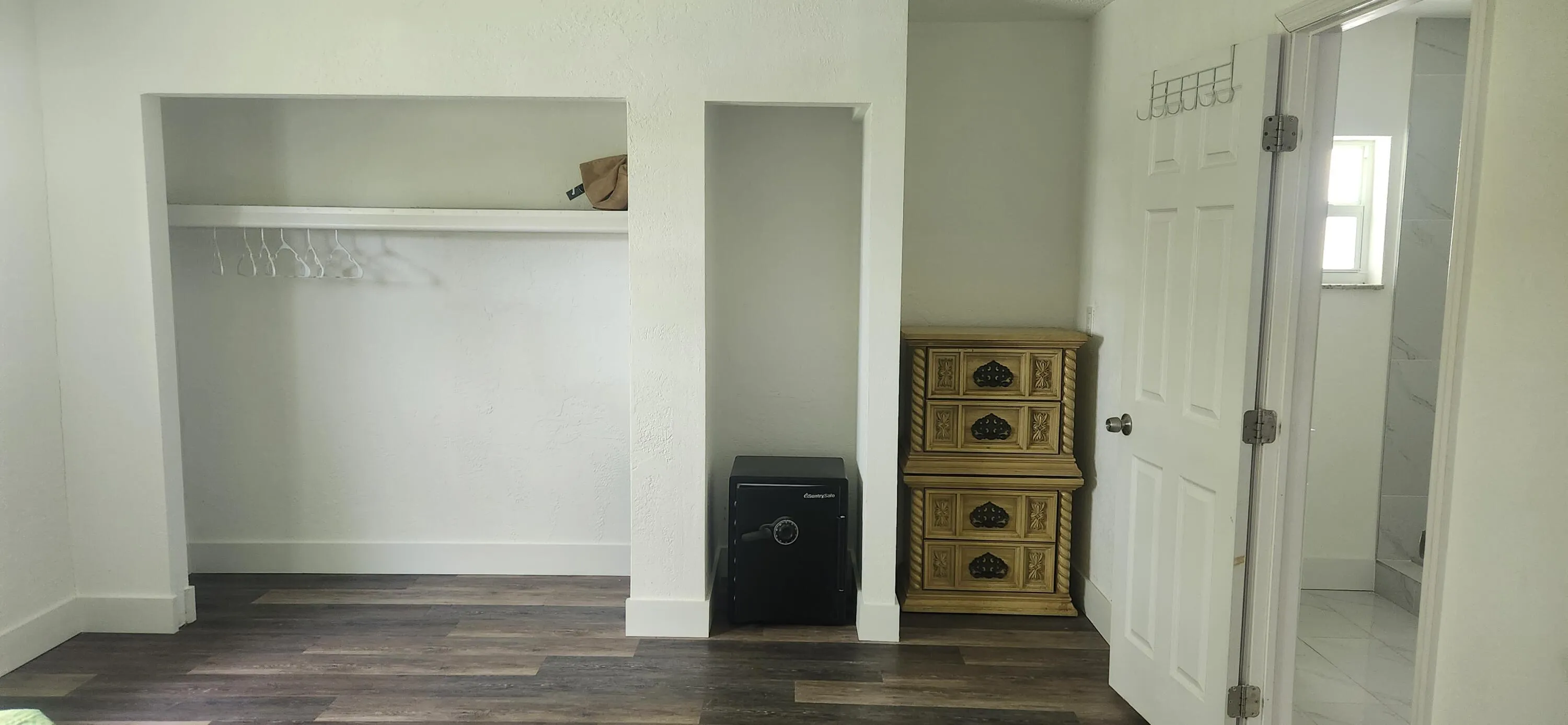2nd Bedroom closets