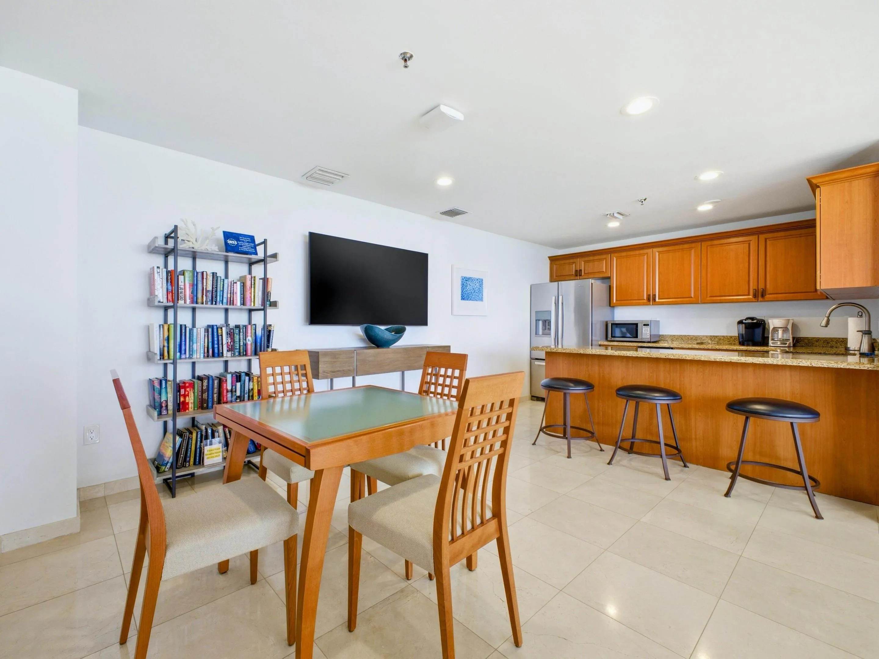 Comunity Room Kitchen
