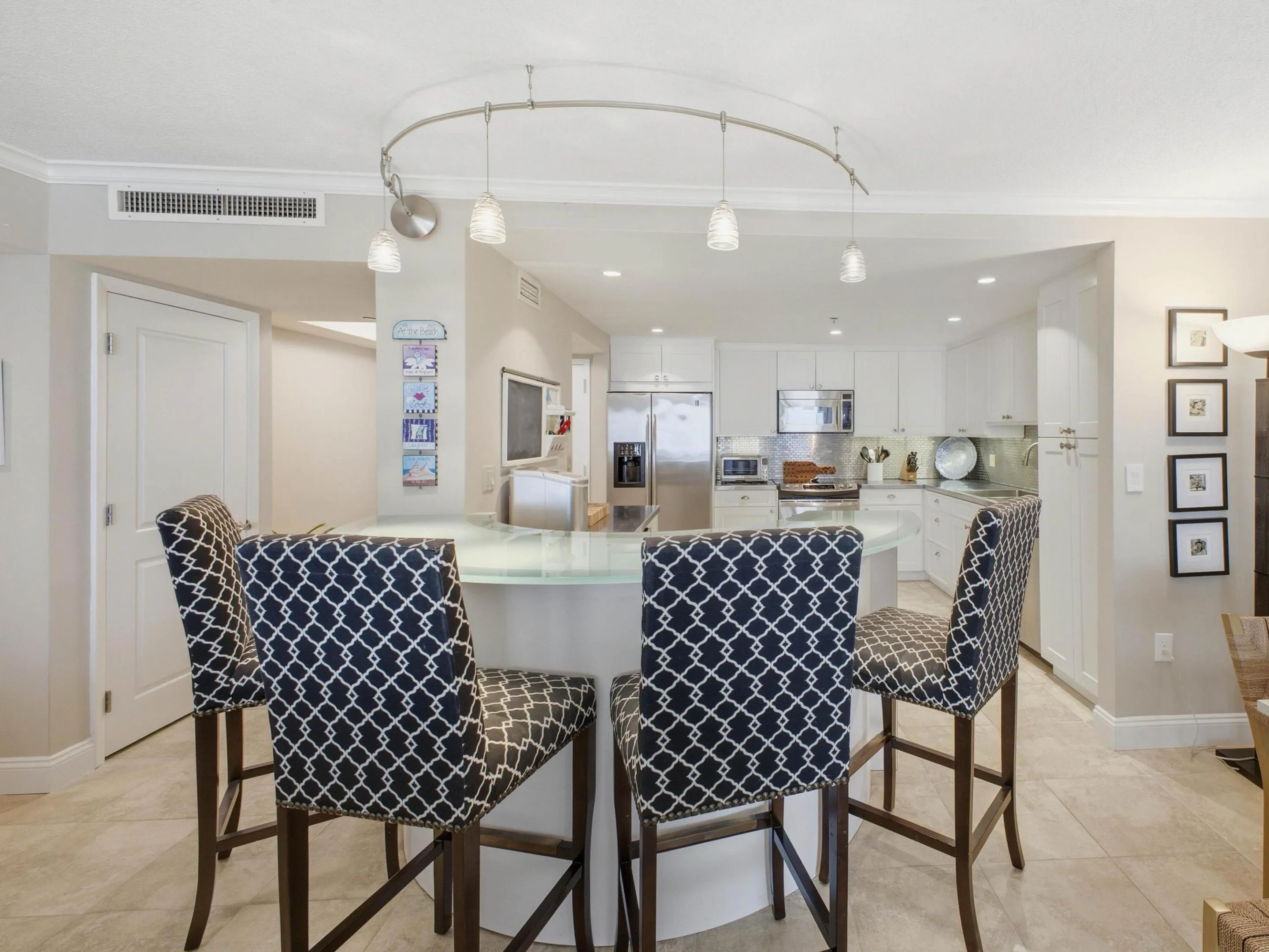 Breakfast Bar Kitchen
