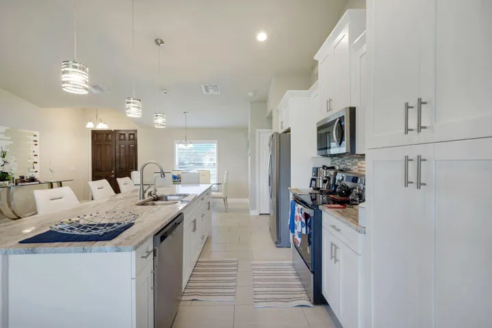3200 41st St W, Lehigh Acres, FL 33971 (