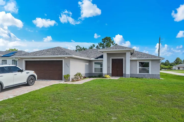 3200 41st St W, Lehigh Acres, FL 33971 (