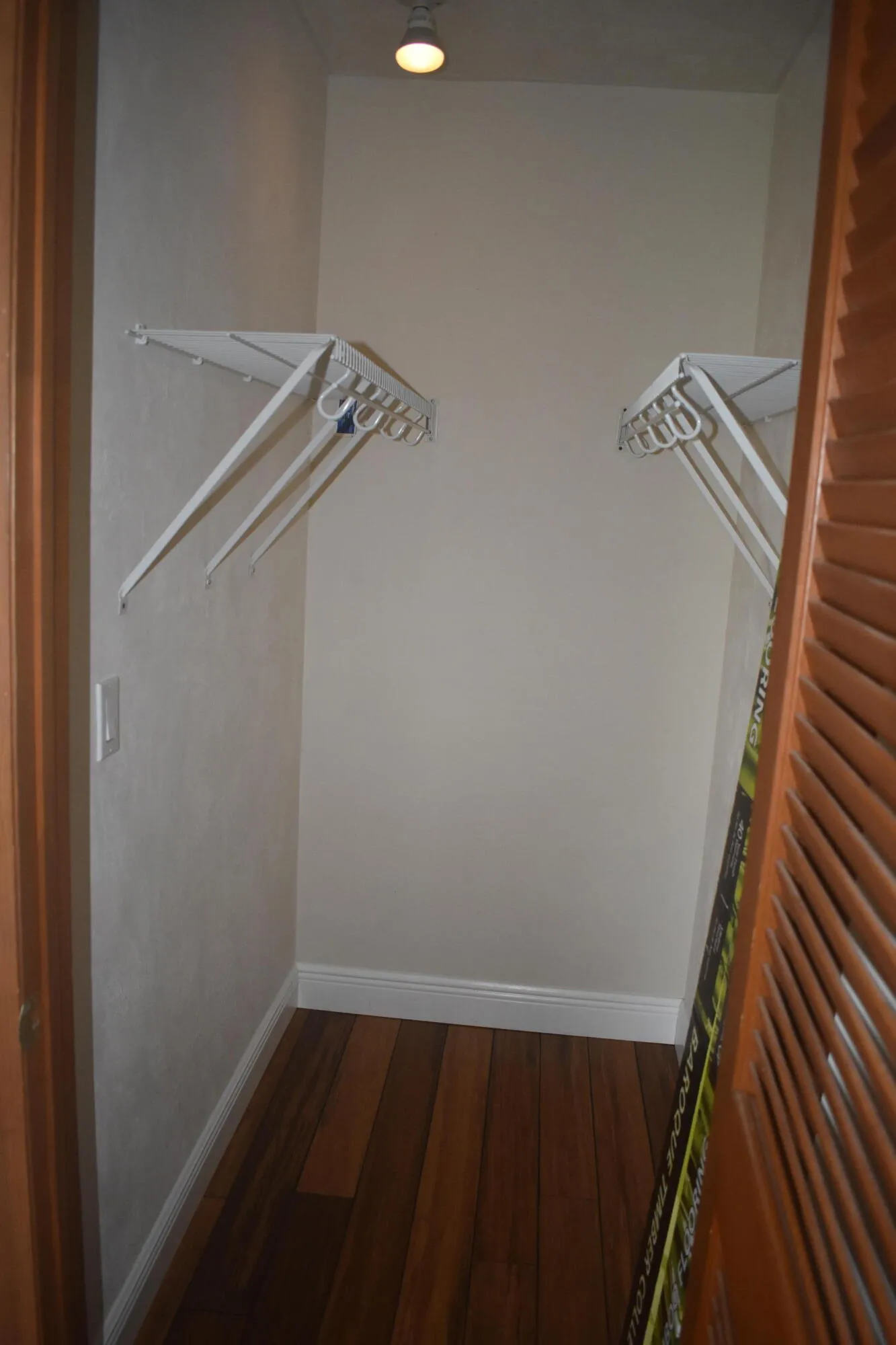 closet bedroom 3