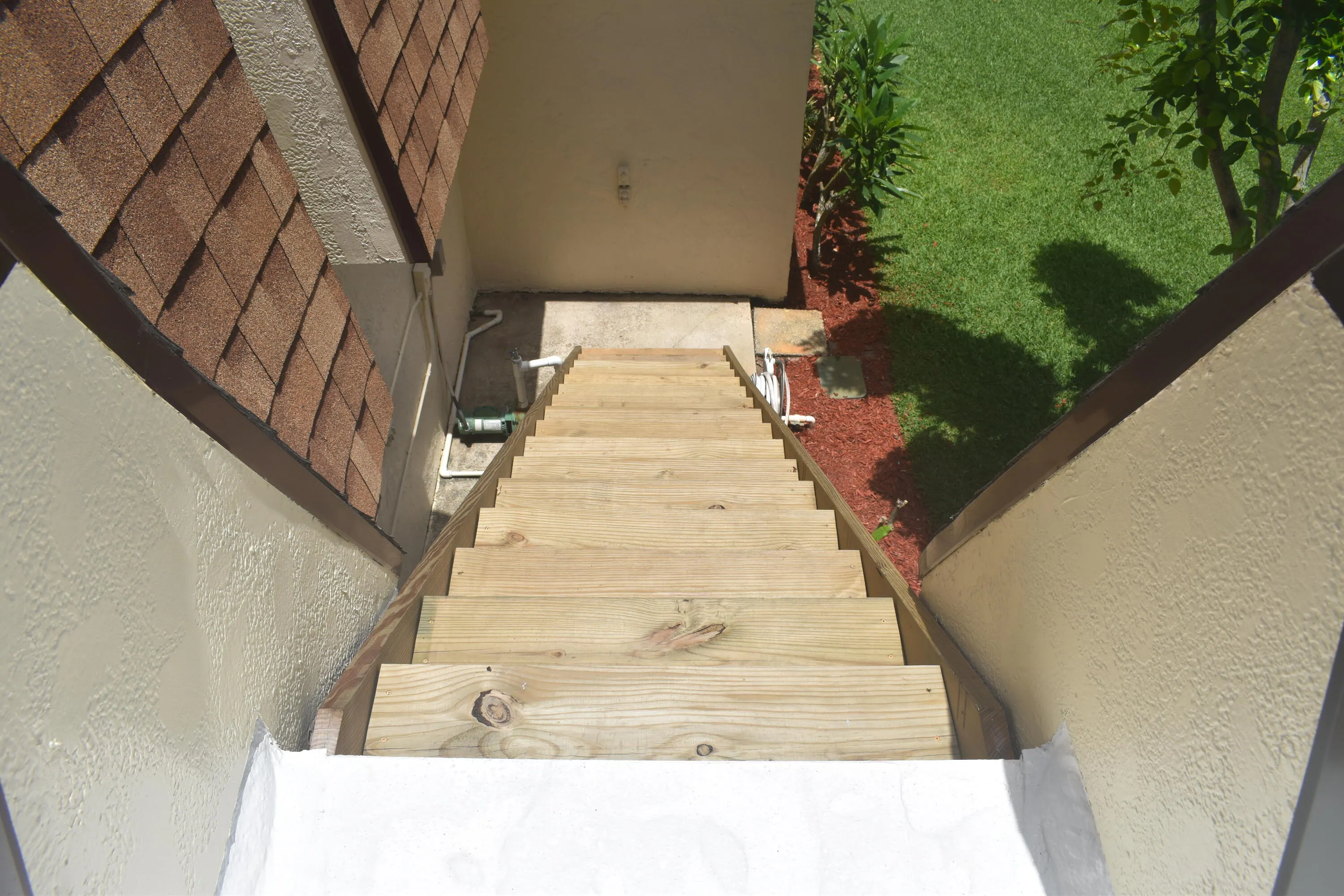 stairs down from flat deck