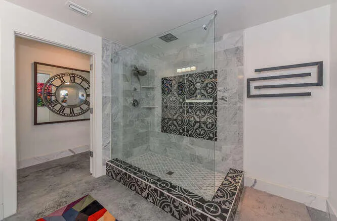 108 Lake Ave 403 Carol-035-013-666x438