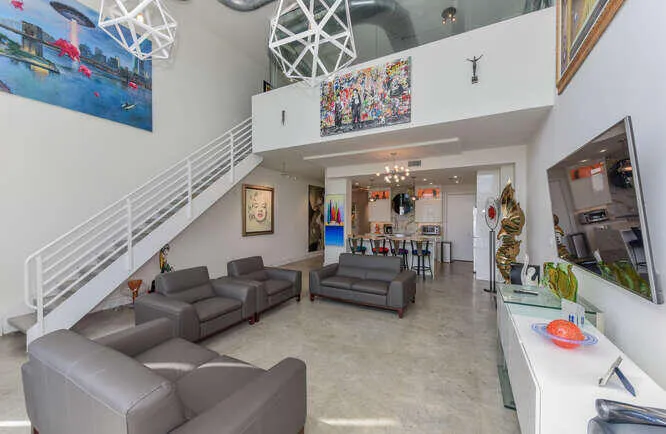 108 Lake Ave 403 Carol-019-023-666x435