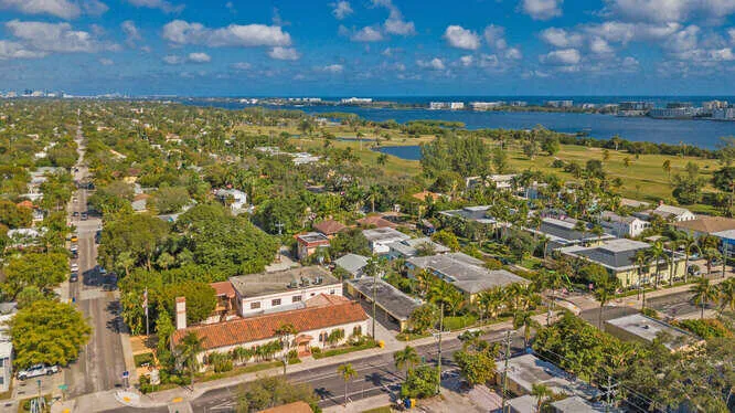 108 Lake Ave 403 Carol-052-025-666x375