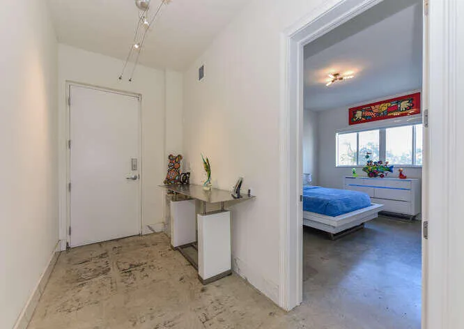 108 Lake Ave 403 Carol-004-017-666x473