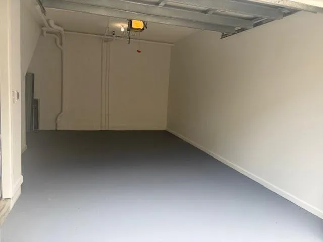 1 Car Attached Garage