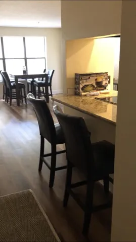 BREAKFAST BAR