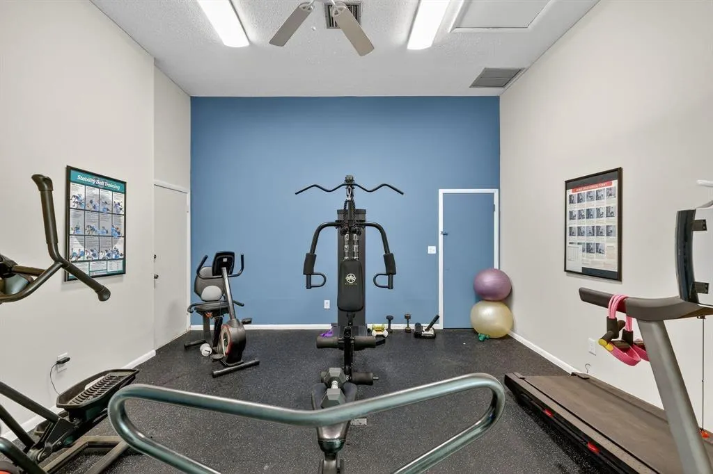 Property photo 32