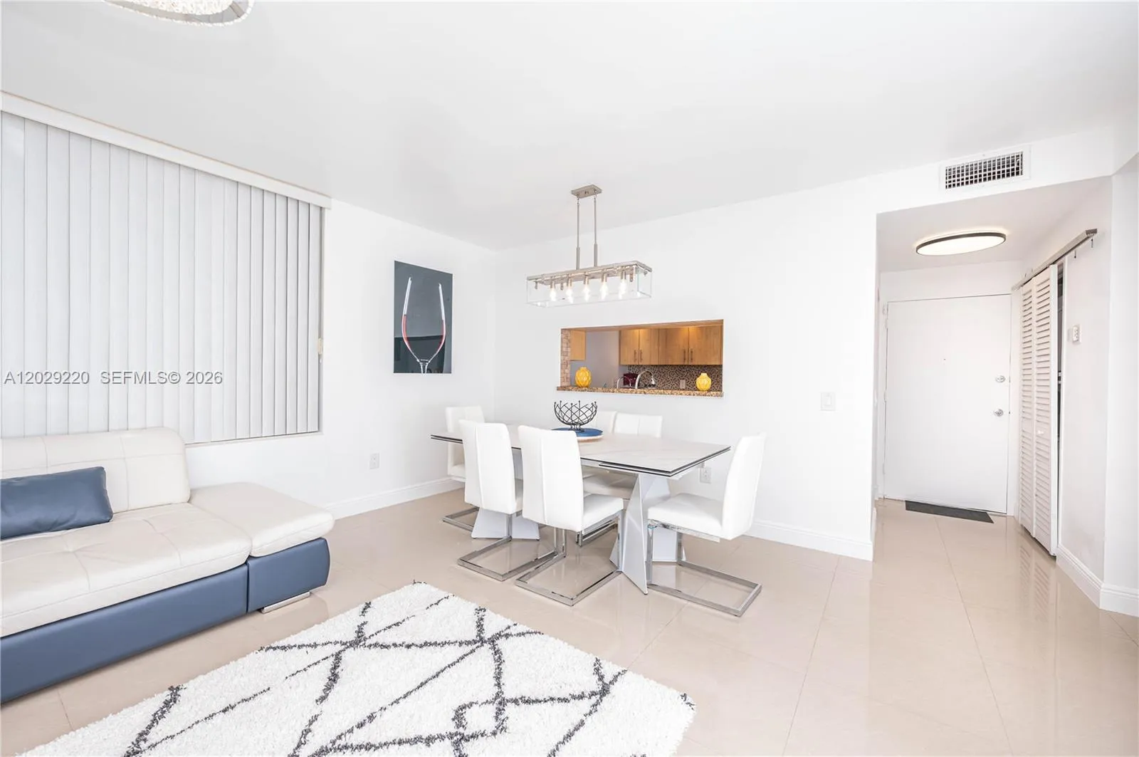 Living/Dining Room