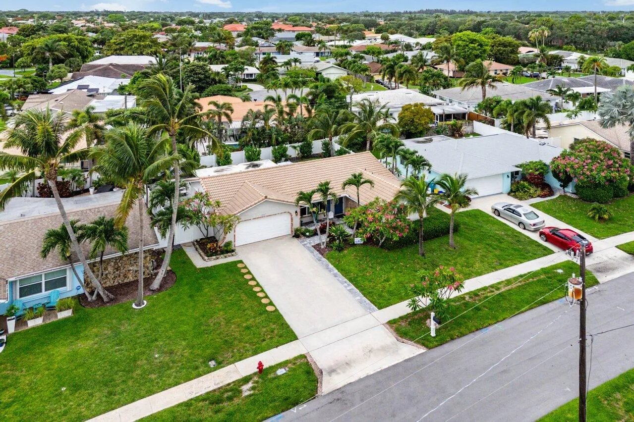 2527 SW 12th Street