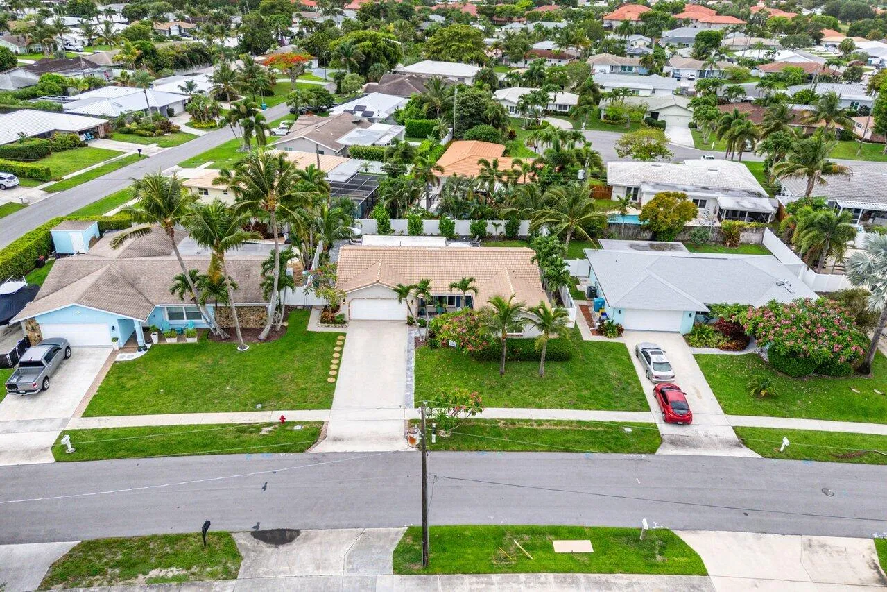 2527 SW 12th Street