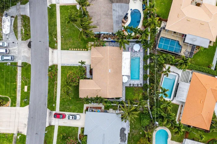 2527 SW 12th Street