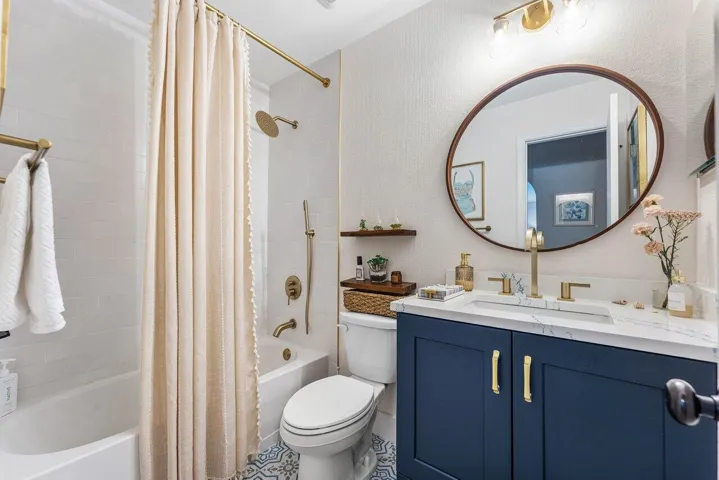 Guest bath