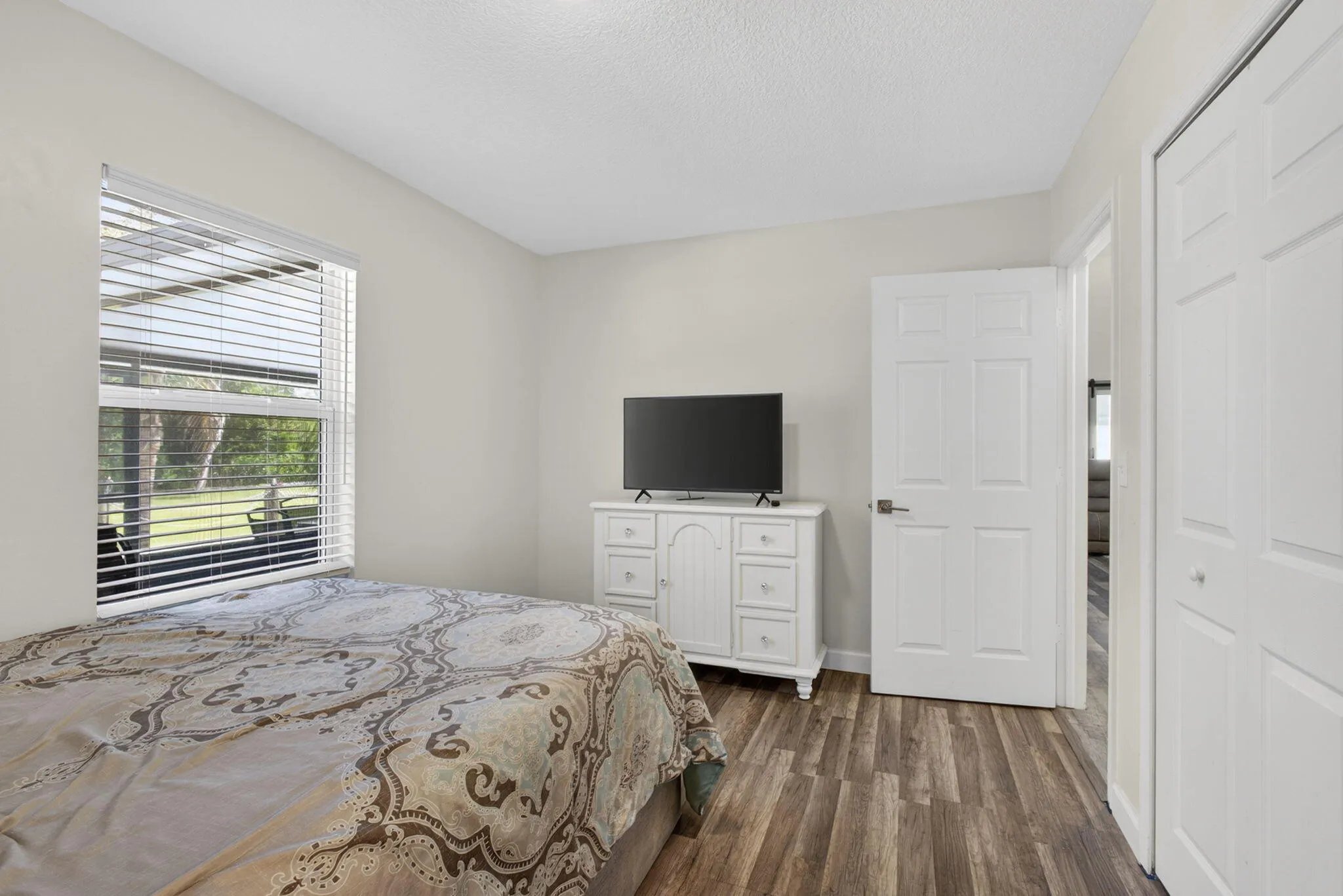 2nd Bedroom