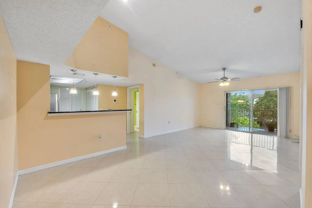 Living Room/Dinning Room