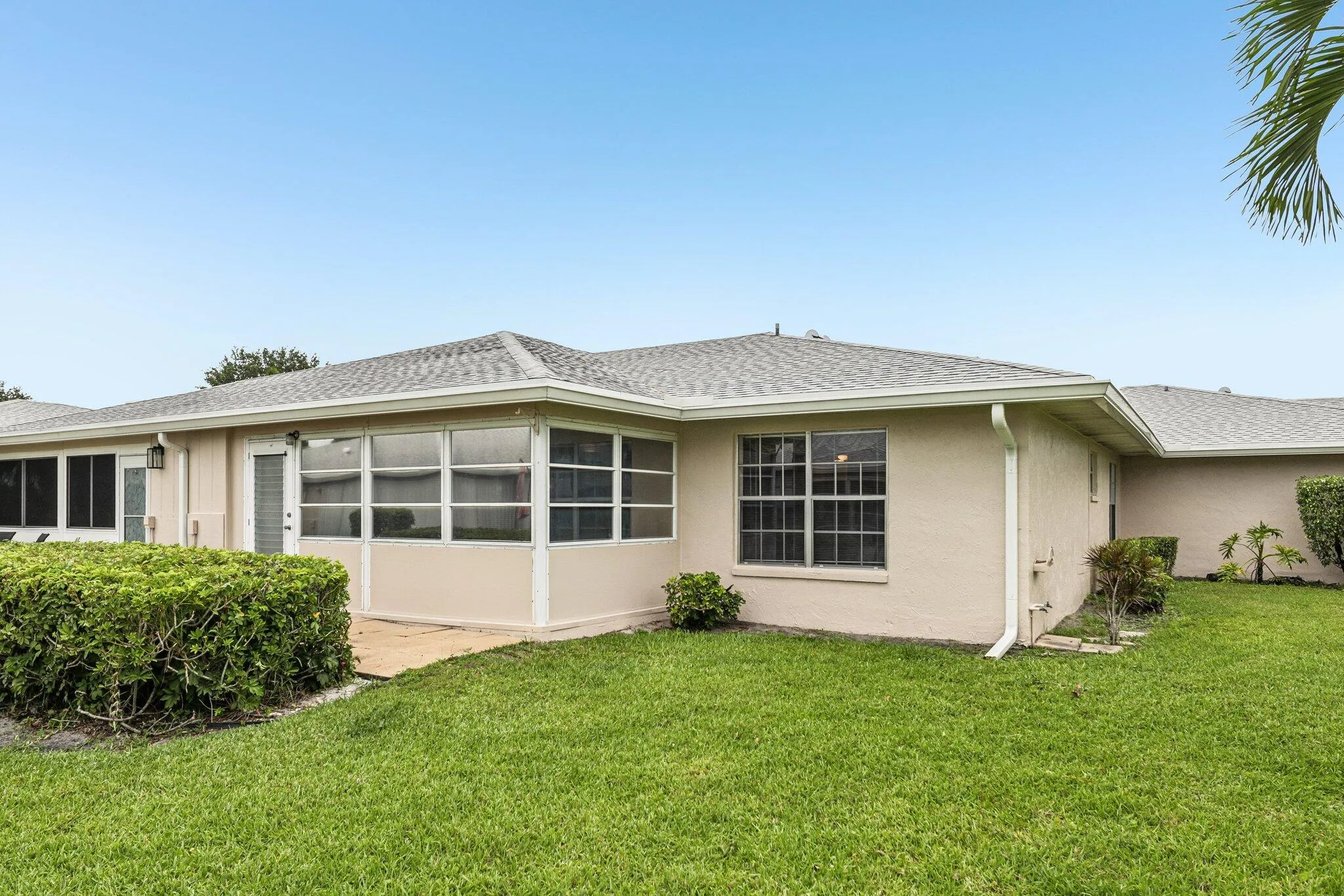 29-web-or-mls-Holyoke Ln-S3105-030