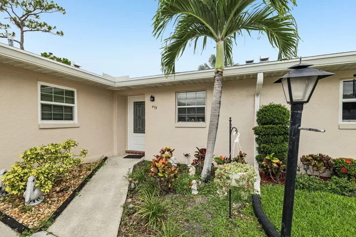 1-web-or-mls-Holyoke Ln-S3105-002