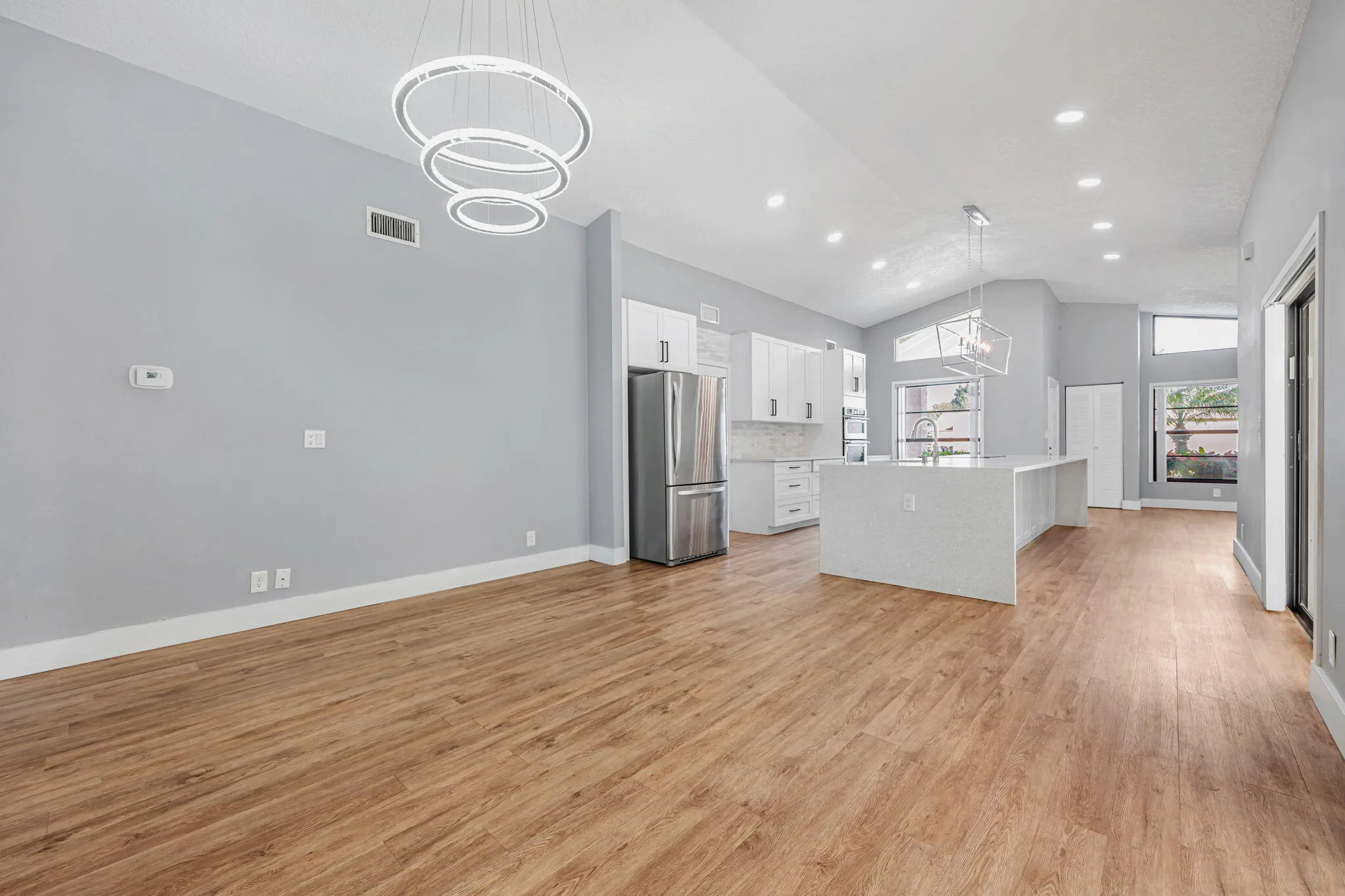 12-web-or-mls-21356-summertrace-cir