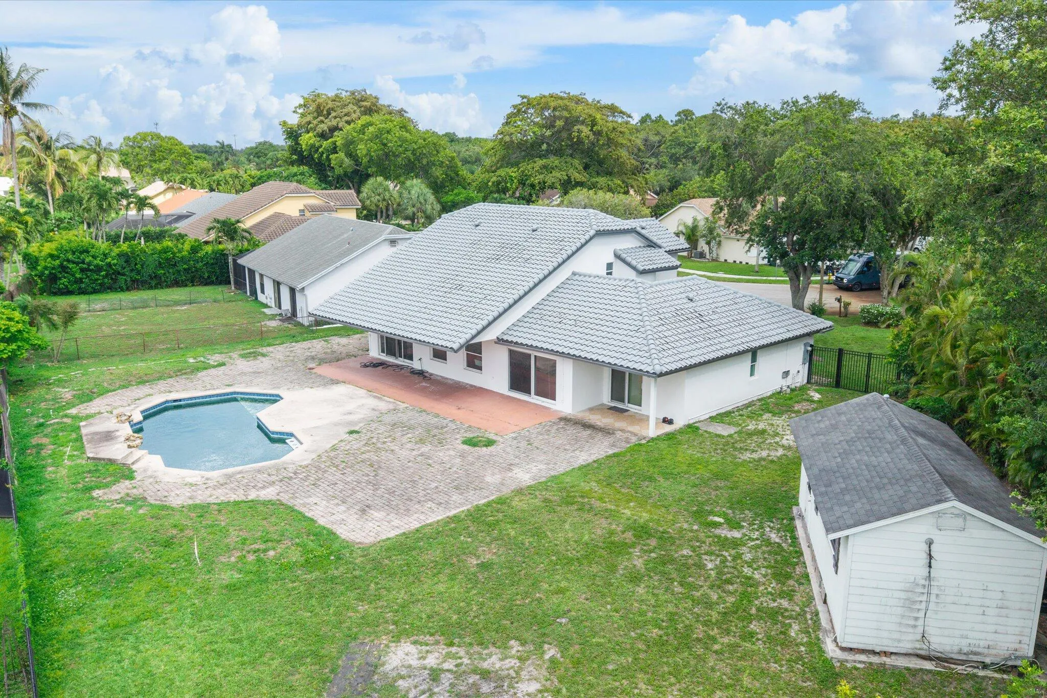 15-4391 NW 51st St_015