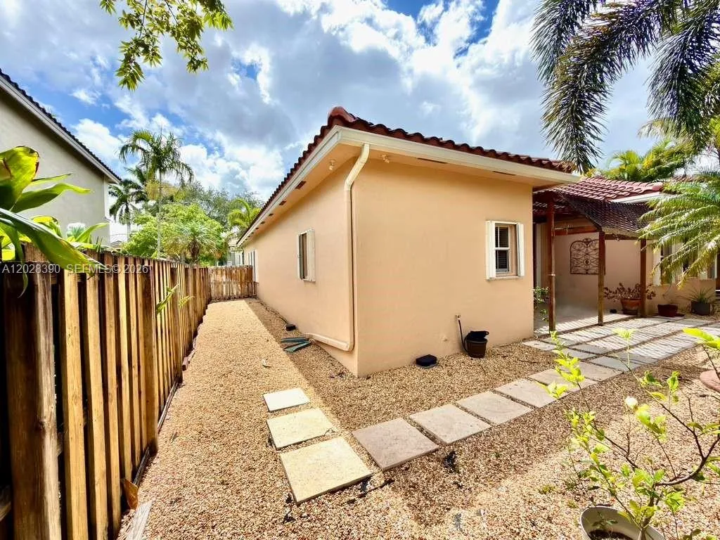 Property photo 40