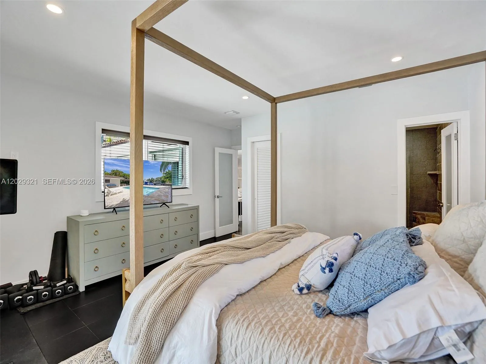 Property photo 42