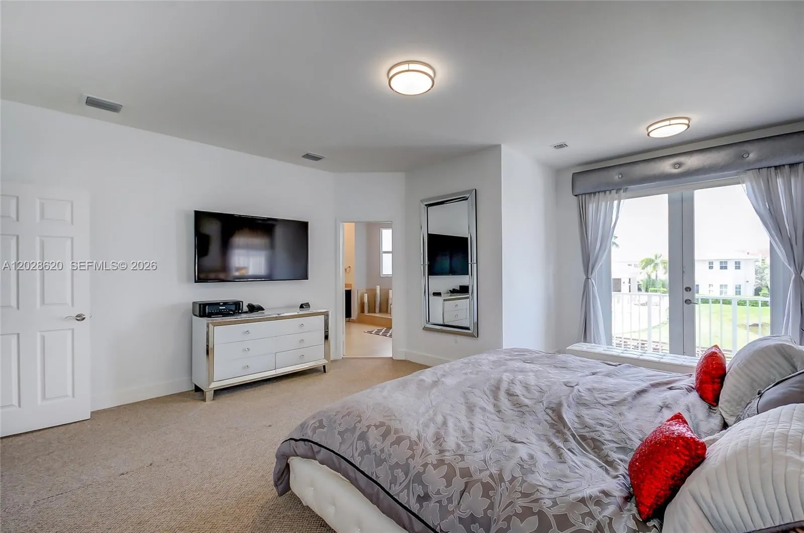 Property photo 31