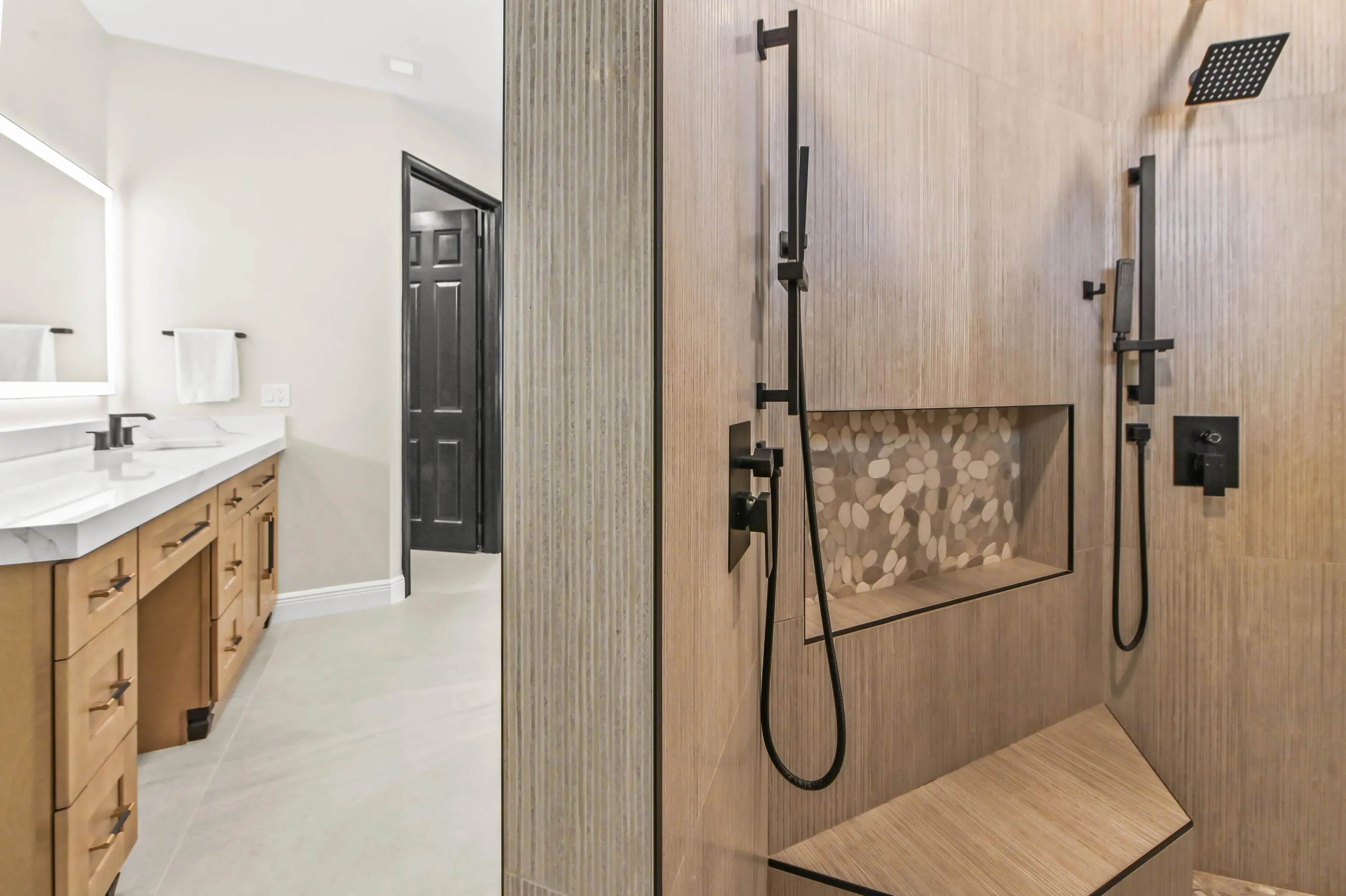 49 Bathroom 05